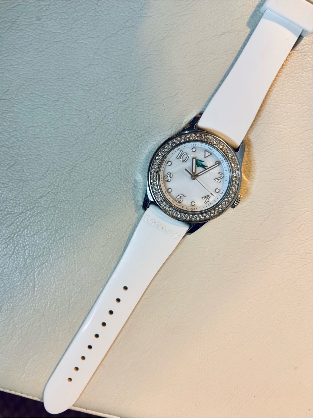Lacoste White White Crystal Bezel Silicone Watch
